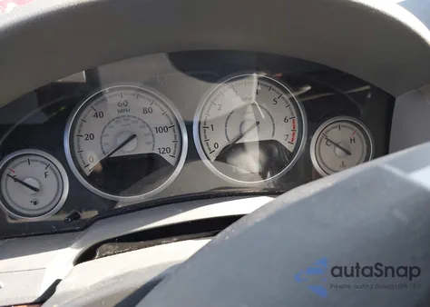 2008 Chrysler Town & Country Touring from USA, damaged, VIN 2A8HR54P78R736148